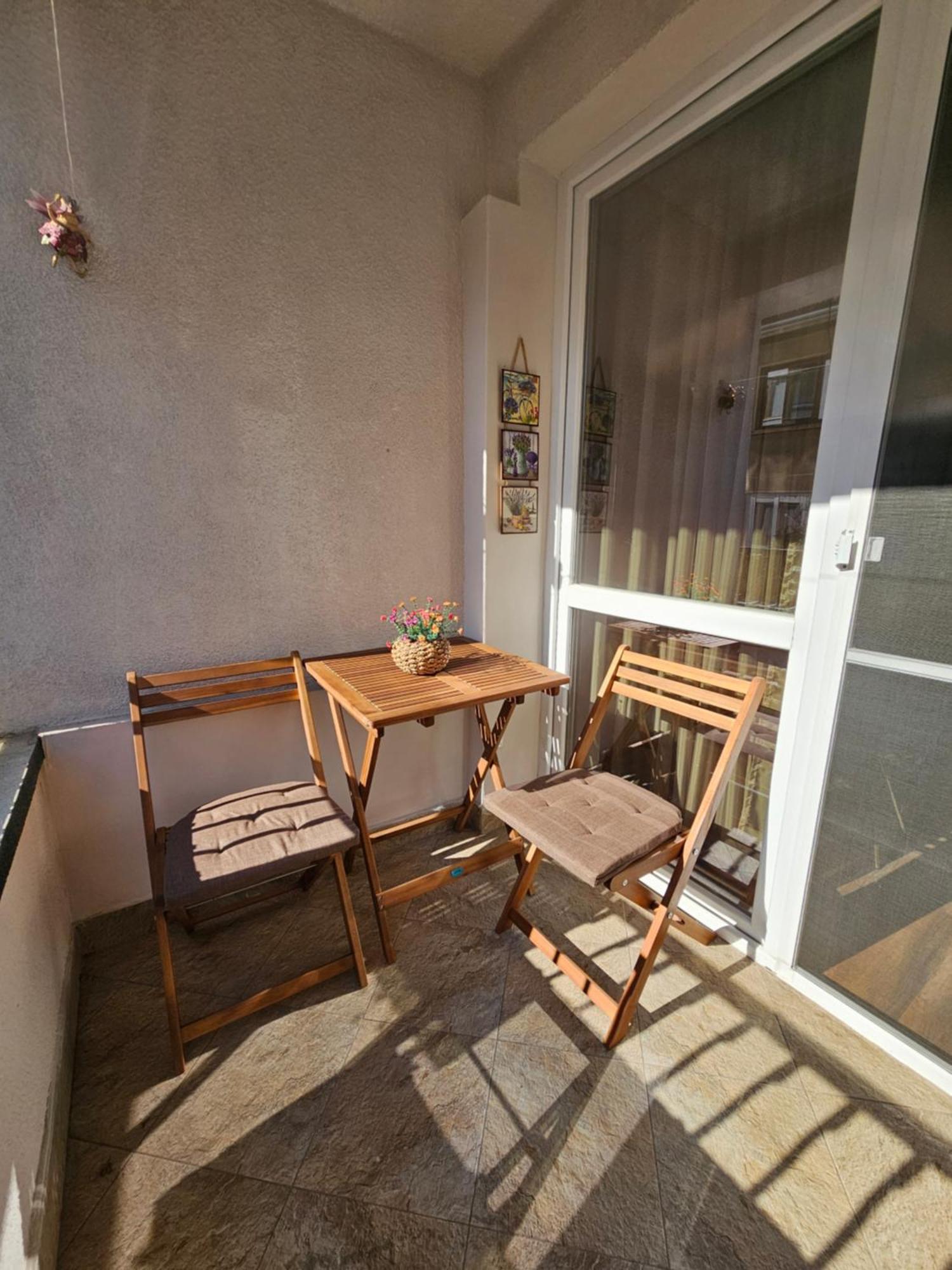 Bright Inn - Holiday & Business Apartment Sofia Extérieur photo