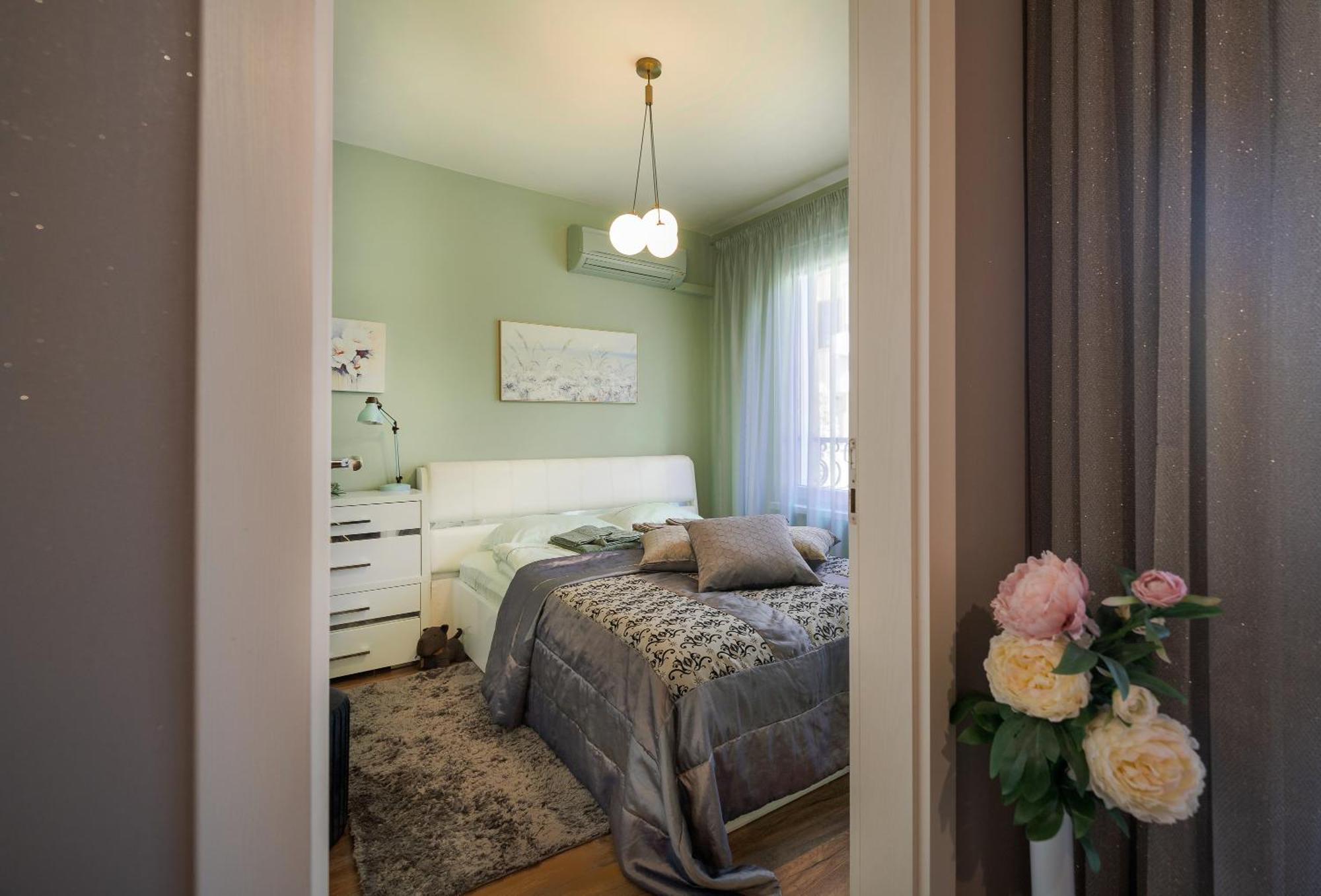 Bright Inn - Holiday & Business Apartment Sofia Extérieur photo